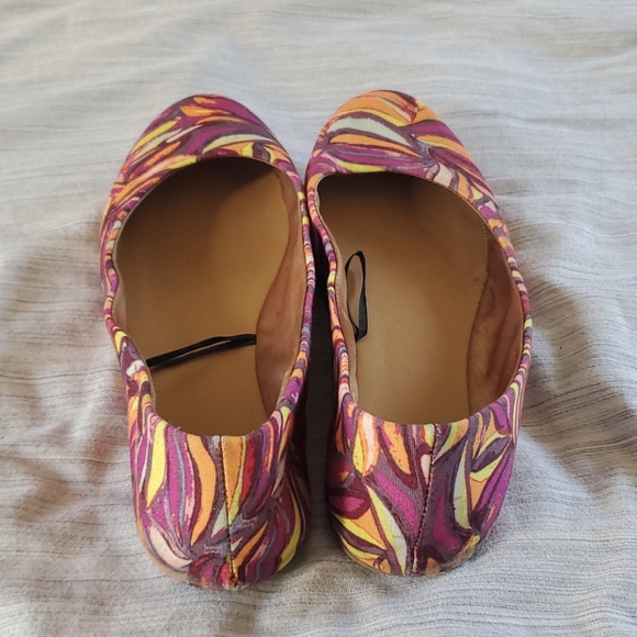 H&M Patterned Flat - Picture 3 of 7